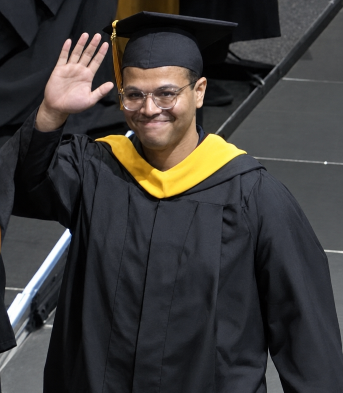pfp-ms-grad.png